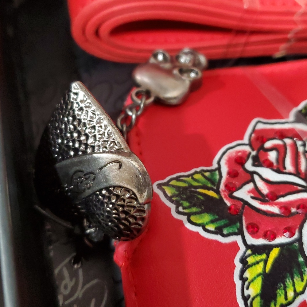 Ed hardy red iconic Ed Hardy studded skull and roses printed belt bag brand new - Picture 9 of 11